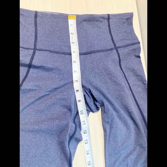 Lululemon Tadasana Slit Crop - Picture 5 of 12